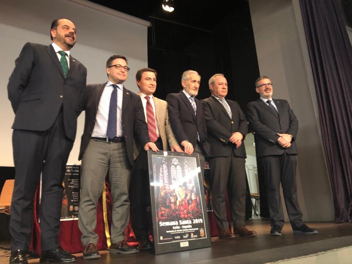 Fotos: Presentación de la Semana Santa de León en Valladolid