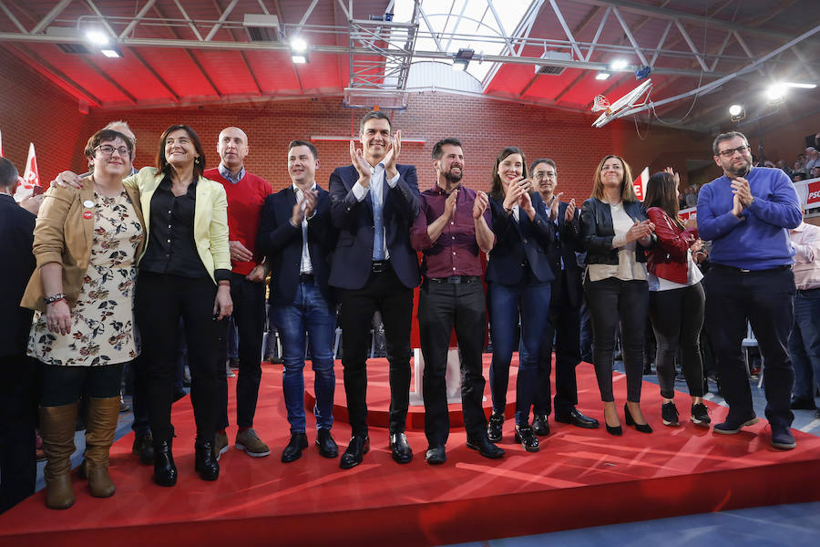 Fotos: Acto electoral de Pedro Sánchez en León