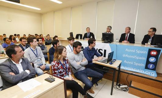 Presentación en la Universidad de 'León, ciudad Nertra'. 