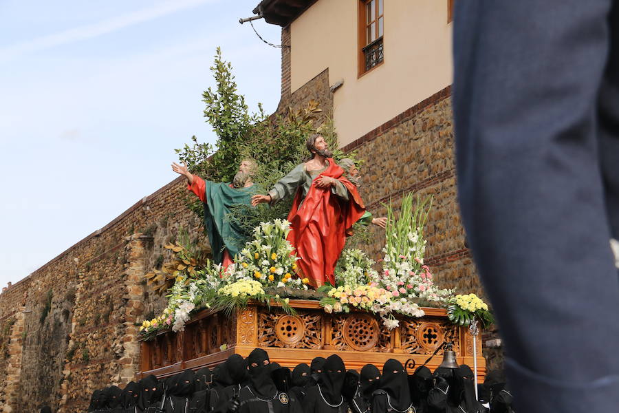 Fotos: Imágenes de la procesión del Cristo del Gran Poder en León