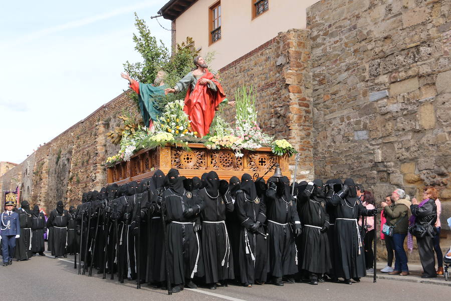 Fotos: Imágenes de la procesión del Cristo del Gran Poder en León