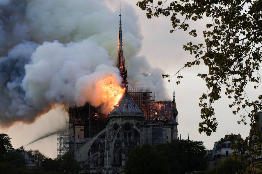 Fotos: Las imágenes del incendio de la Catedral de Notre Dame