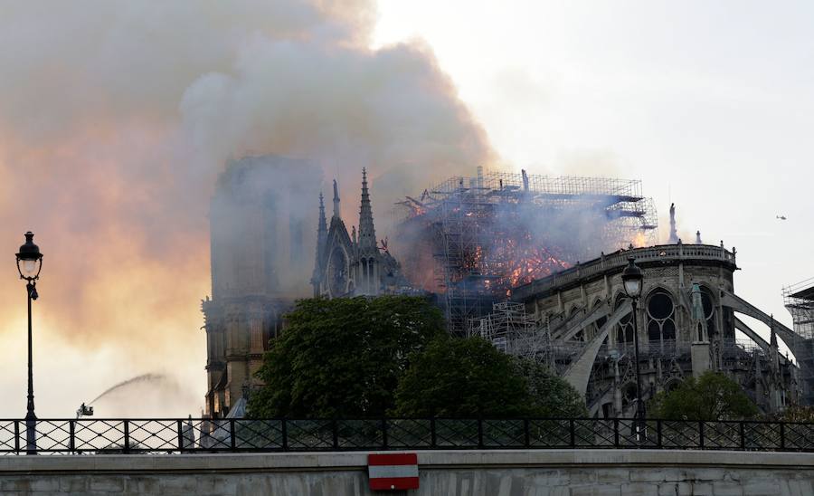 Fotos: Las imágenes del incendio de la Catedral de Notre Dame