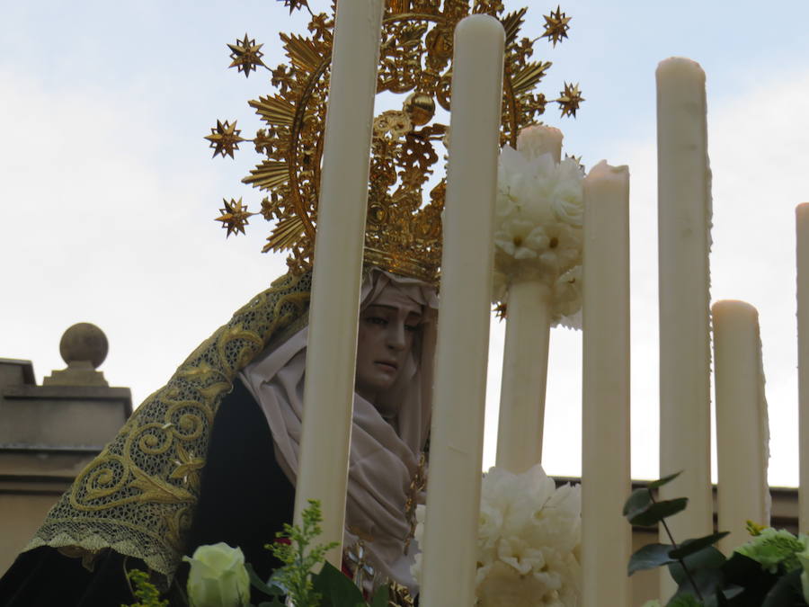 Fotos: Imágenes de la procesión del Dolor de Nuestra Madre