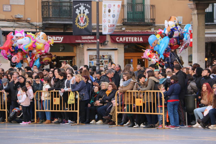 Fotos: Acto del Perdón en la Catedral de León