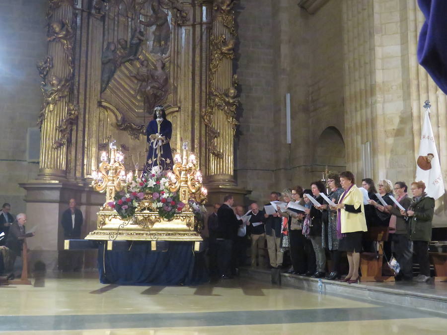 Fotos: Imágenes del Vía Crucis Leonés Cantado