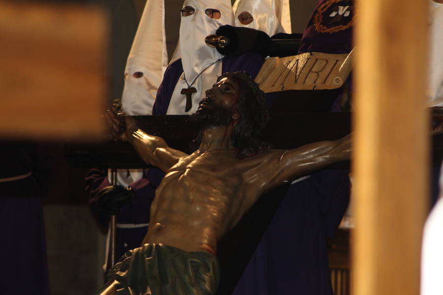 Fotos: Imágenes del Vía Crucis Leonés Cantado