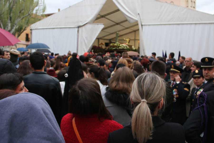 Fotos: Suspendida la Procesión de la Virgen de la Amargura