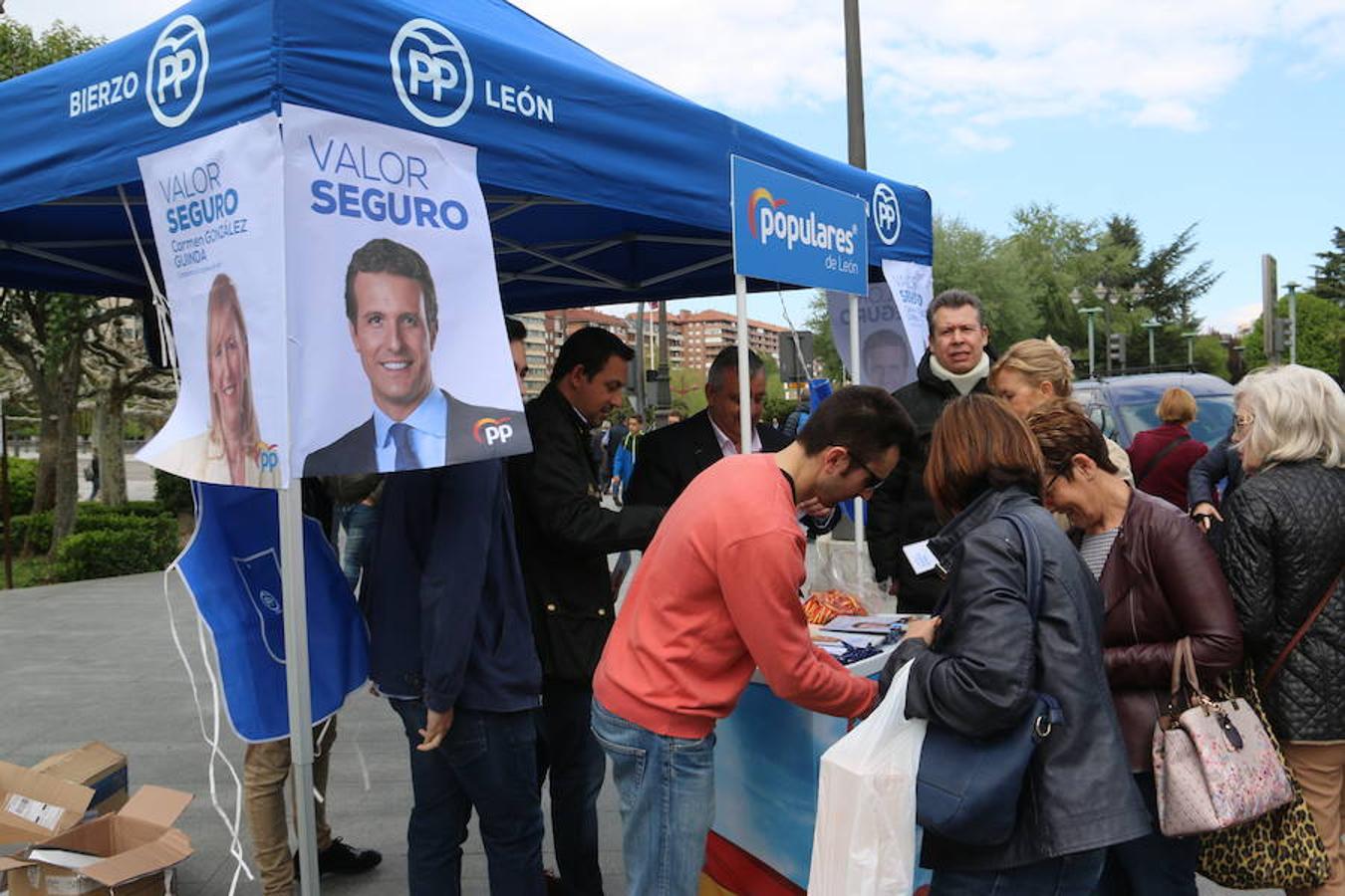 Fotos: El PP sale a la calle