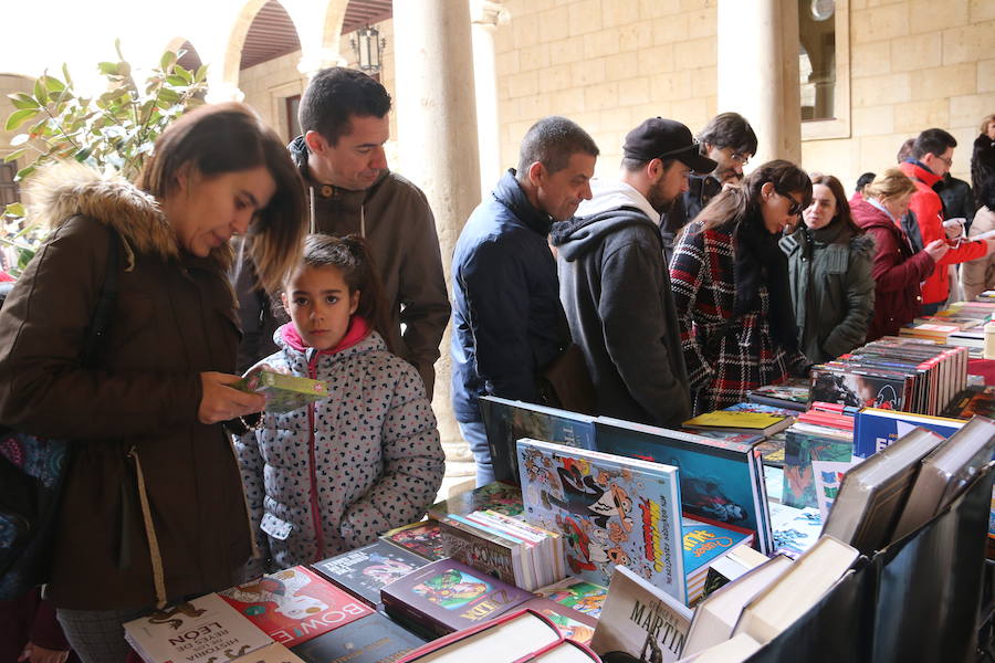 Fotos: Día del Libro en León