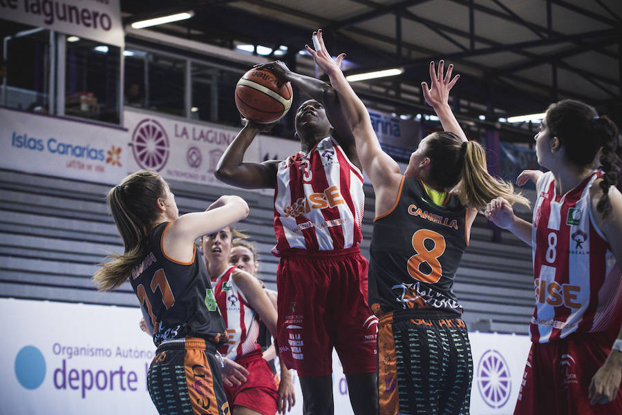 Fotos: Las imágenes del partido entre el Almería 64-58 Patatas Hijolusa