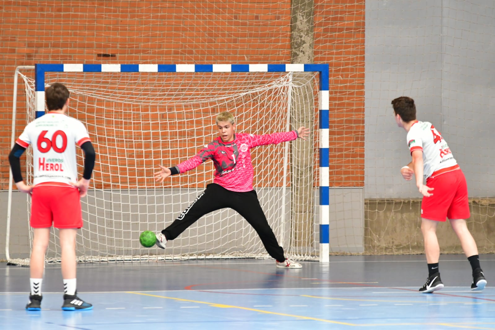 Fotos: Final autonómica entre el Ademar y el Atlético Valladolid