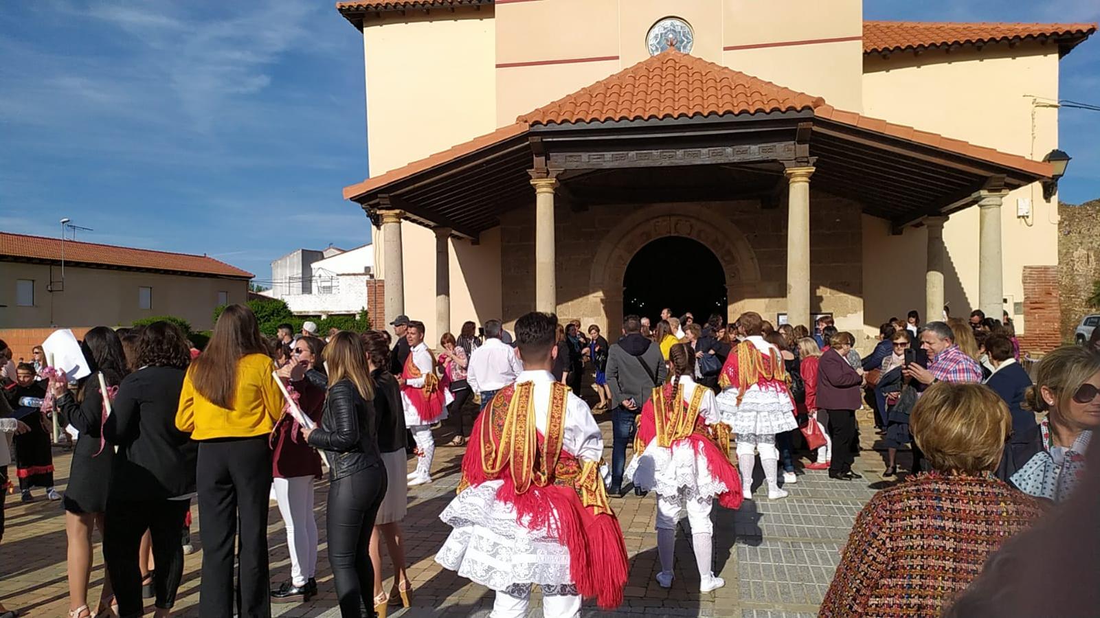 Fotos: La Virgen del Arrabal por las calles de Laguna de Negrillos