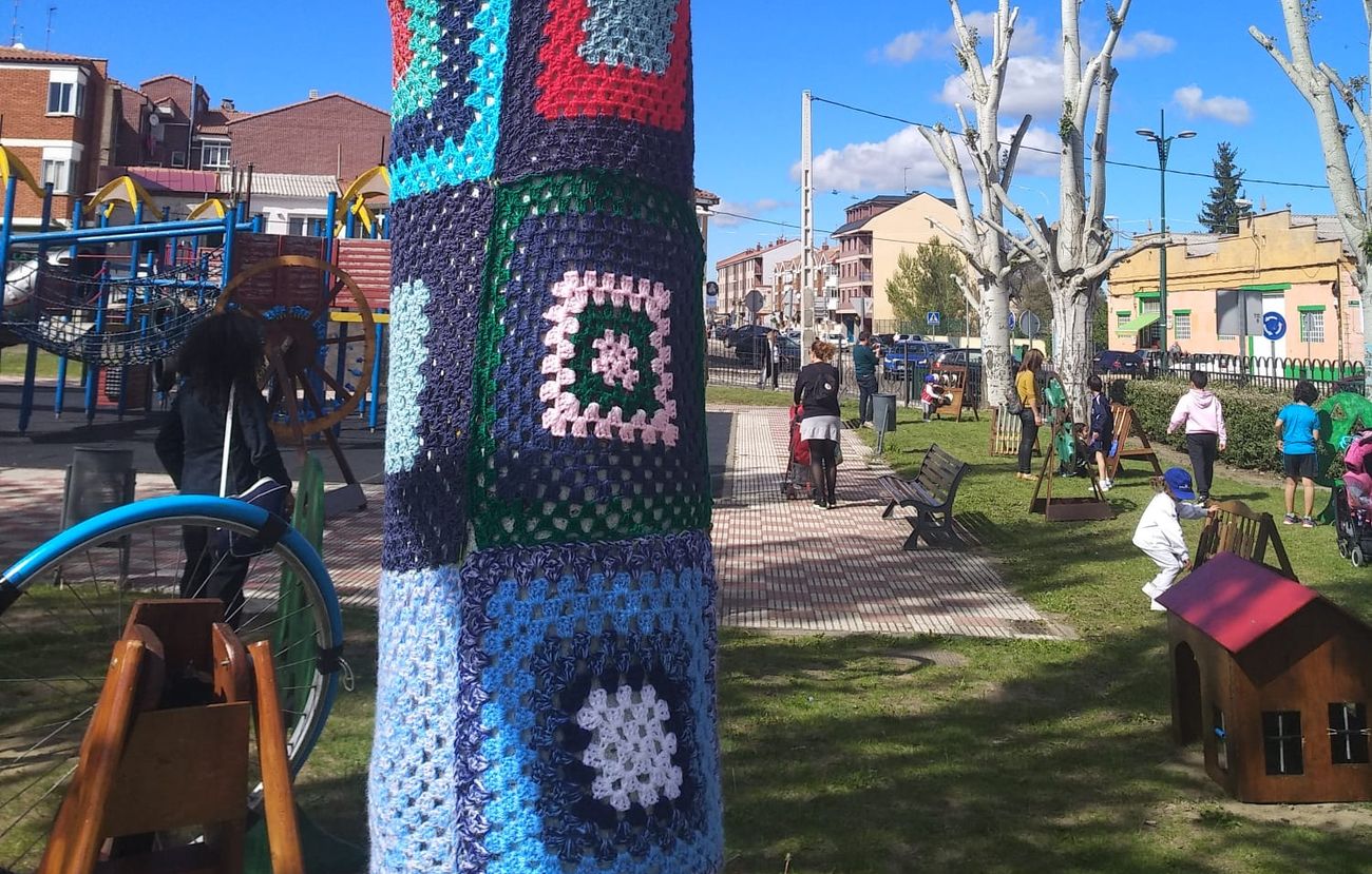 La localidad de Navatejera vive este sábado una nueva e intensa jornada marcada por el circo