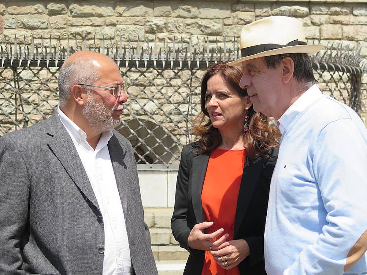 El candidato de Ciudadanos a presidir la Junta de Castilla y León exalta el papel de la cultura en la composición de una sociedad libre: «Es difícil conocer Castilla y la Reforma sin leer 'El Hereje' o conocer el terrorismo en el País Vasco sin leer 'Patria', en los libros hay libertad y criterio»