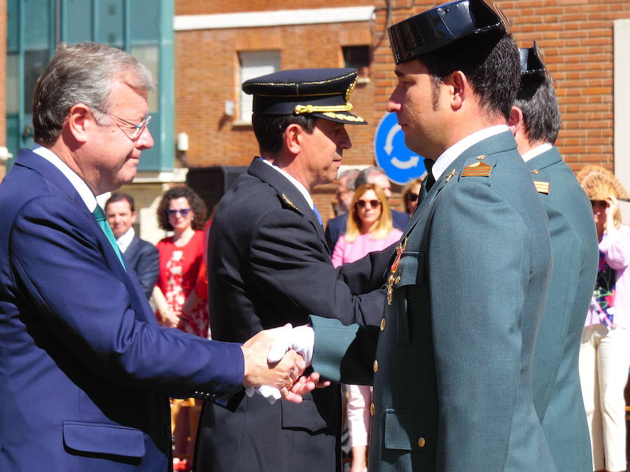 Fotos: ¡Viva honrada la Guardia Civil!