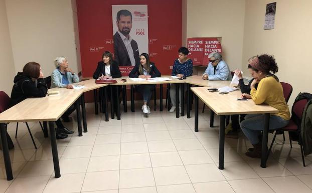 Reunión en la sede del PSOE.