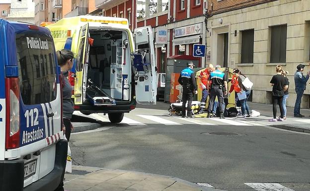 Peatón atropellado en junio de 2018 por un vehículo en el paso de la calle La Puebla de la capital palentina. 