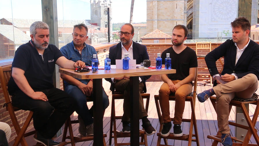 Fotos: Nicanor Pastrana (Podemos-Equo) en las entrevistas de leonoticias