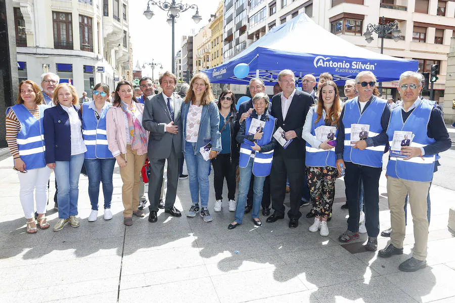 Fotos: La candidatura del PP y Antonio Silván cierran la campaña en Ordoño II