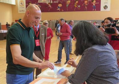 Imagen secundaria 1 - Diez espera una gran participación en «el día en el que podemos dar un giro en el rumbo de León»