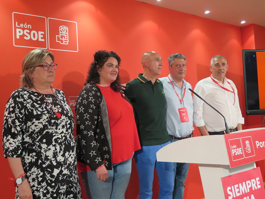 Fotos: Noche electoral en el PSOE de León