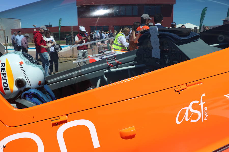 Fotos: Exhibición de vuelo acrobático en Los Oteros