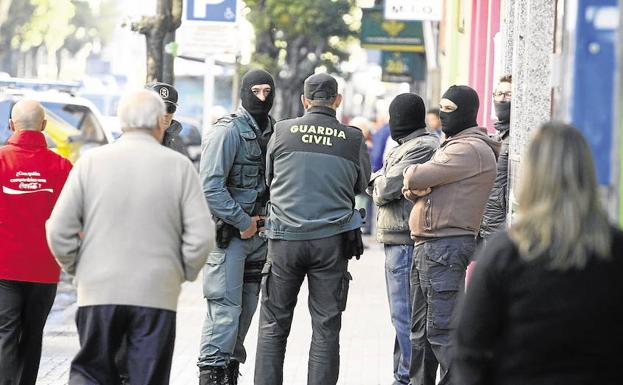 Efectivos de la Guardia Civil en una operación anterior en Salamanca.