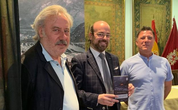 'Relatos mineros' de Juan Carlos Lorenzana se presenta en la Casa de León en Madrid