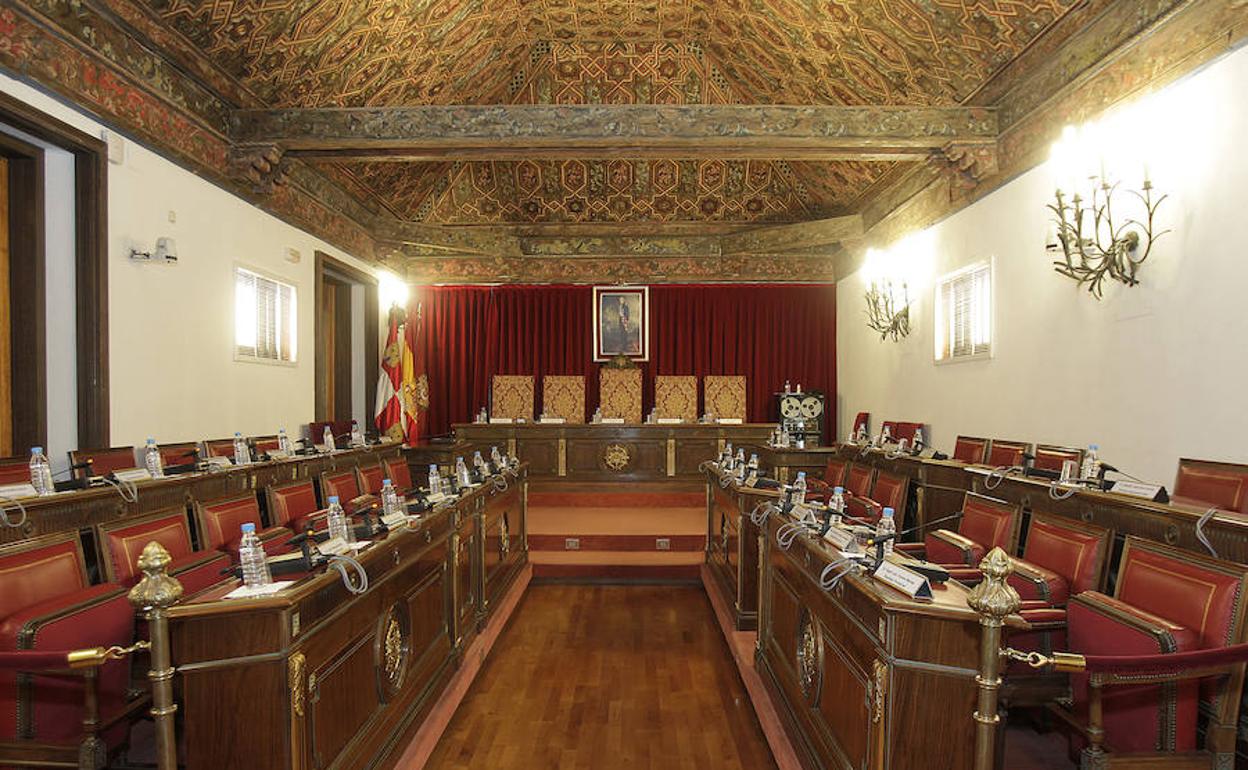 Salón de plenos de lla Diputación de Valladolid. 