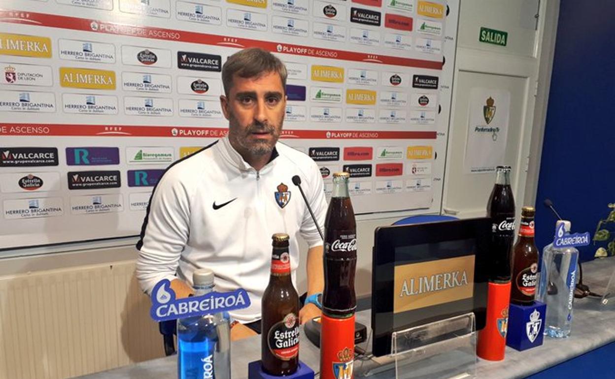 Jon Pérez Bolo, entrenador de la Ponferradina.