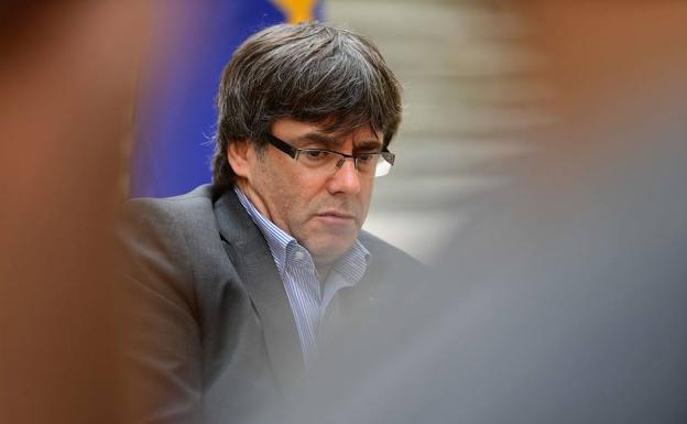 El juez Llarena mantiene la orden de detención a Puigdemont si quiere recoger el acta de eurodiputado 