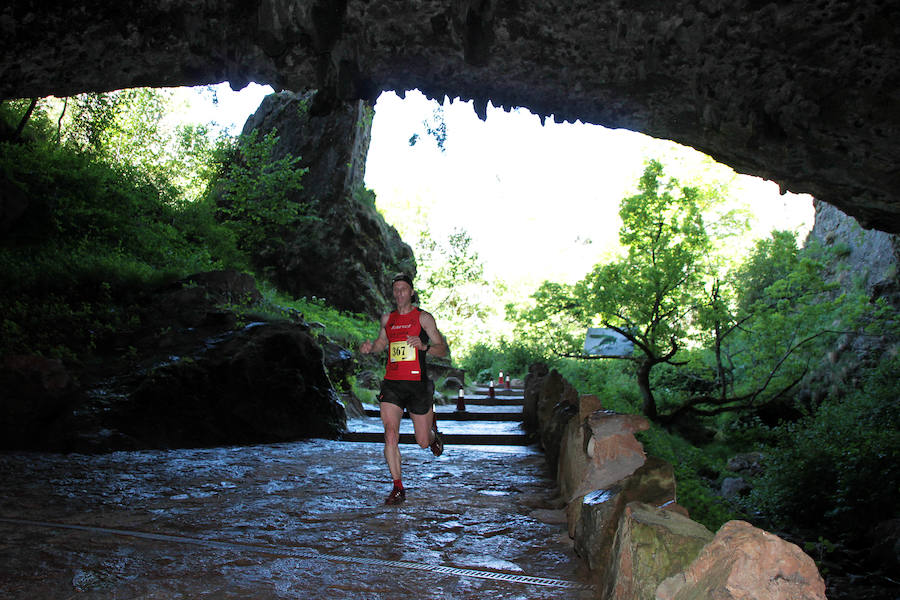 Fotos: Imágenes del EspeleoTrail de Valporquero