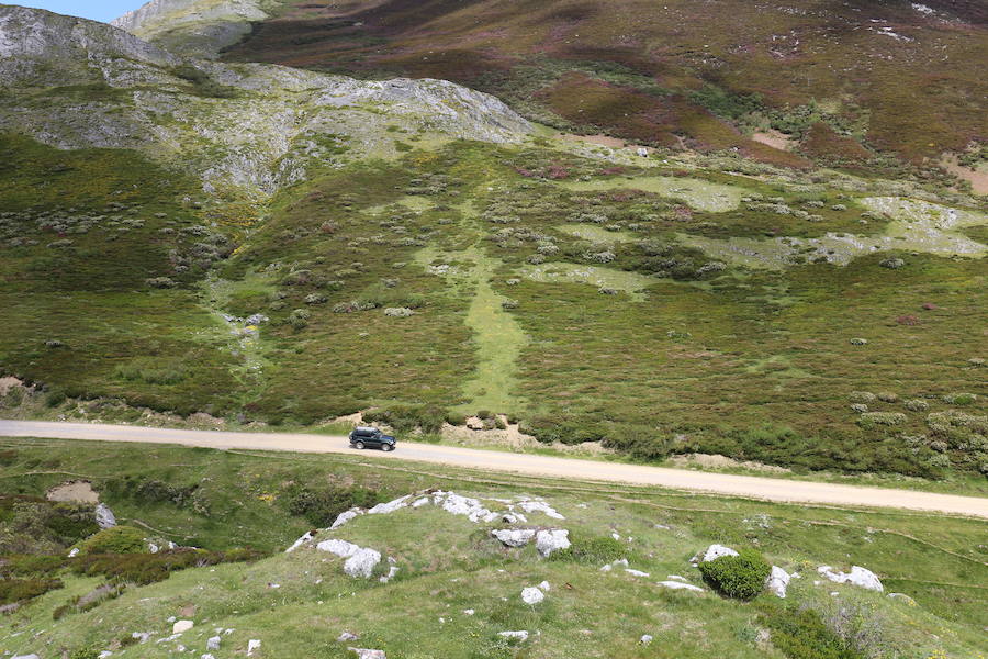 Este enclave declarado en el año 2005 reserva de la biosfera se sitúa en el norte de la provincia de León, limitando con Asturias. Cuenta con tres municipios Cármenes, Vegacervera, y Lugueros,