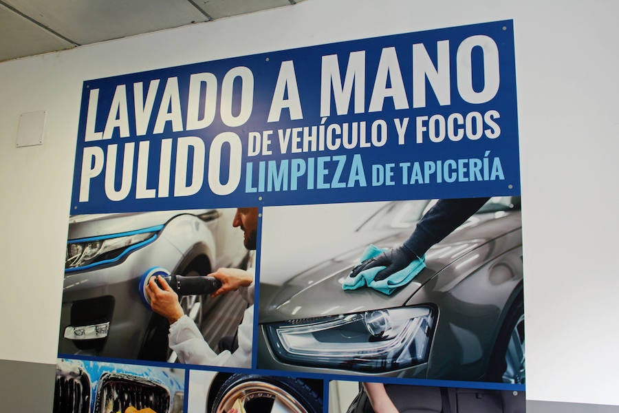 Talleres Cecar nace en 2018 con mucha ilusión y motivación con el fin de traer a León algo más que un taller. Su filosofía parte de la unión entre la tecnología del automóvil y su estética, siempre dentro de un gran grupo como es la red de talleres CGA.
