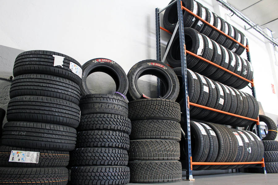 Talleres Cecar nace en 2018 con mucha ilusión y motivación con el fin de traer a León algo más que un taller. Su filosofía parte de la unión entre la tecnología del automóvil y su estética, siempre dentro de un gran grupo como es la red de talleres CGA.