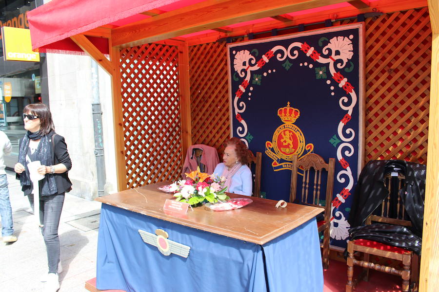 Fotos: Las banderitas de Cruz Roja inundan León