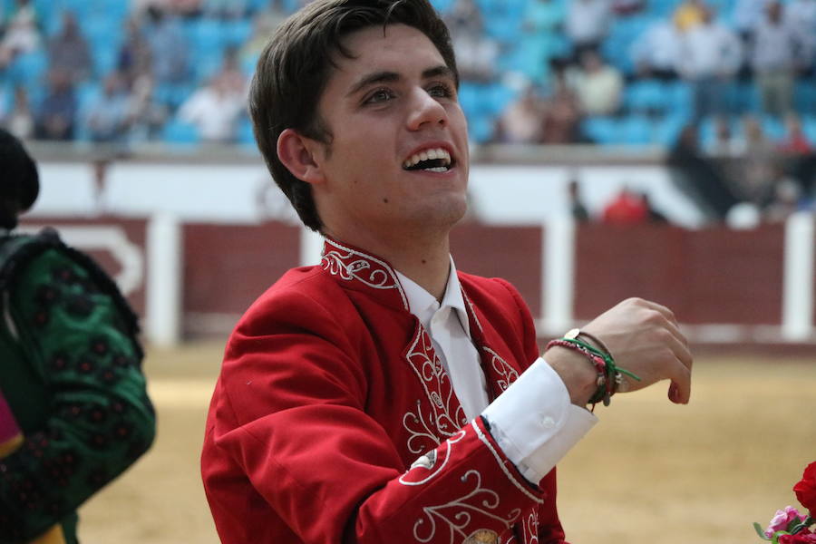 Fotos: Corrida de rejones en la Plaza de Toros de León