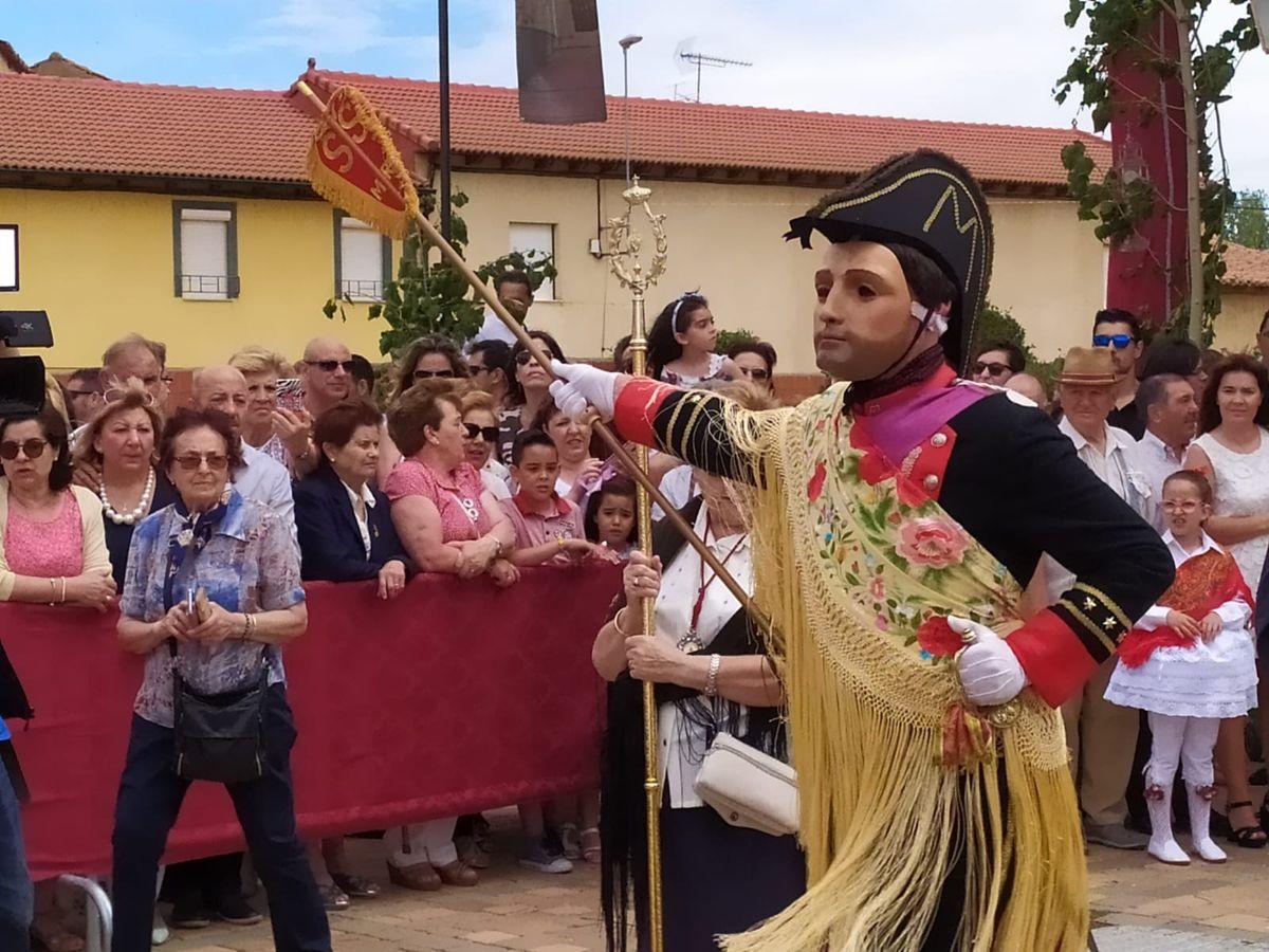 Fotos: Laguna de Negrillos celebra el Corpus de la mano de San Sebastián