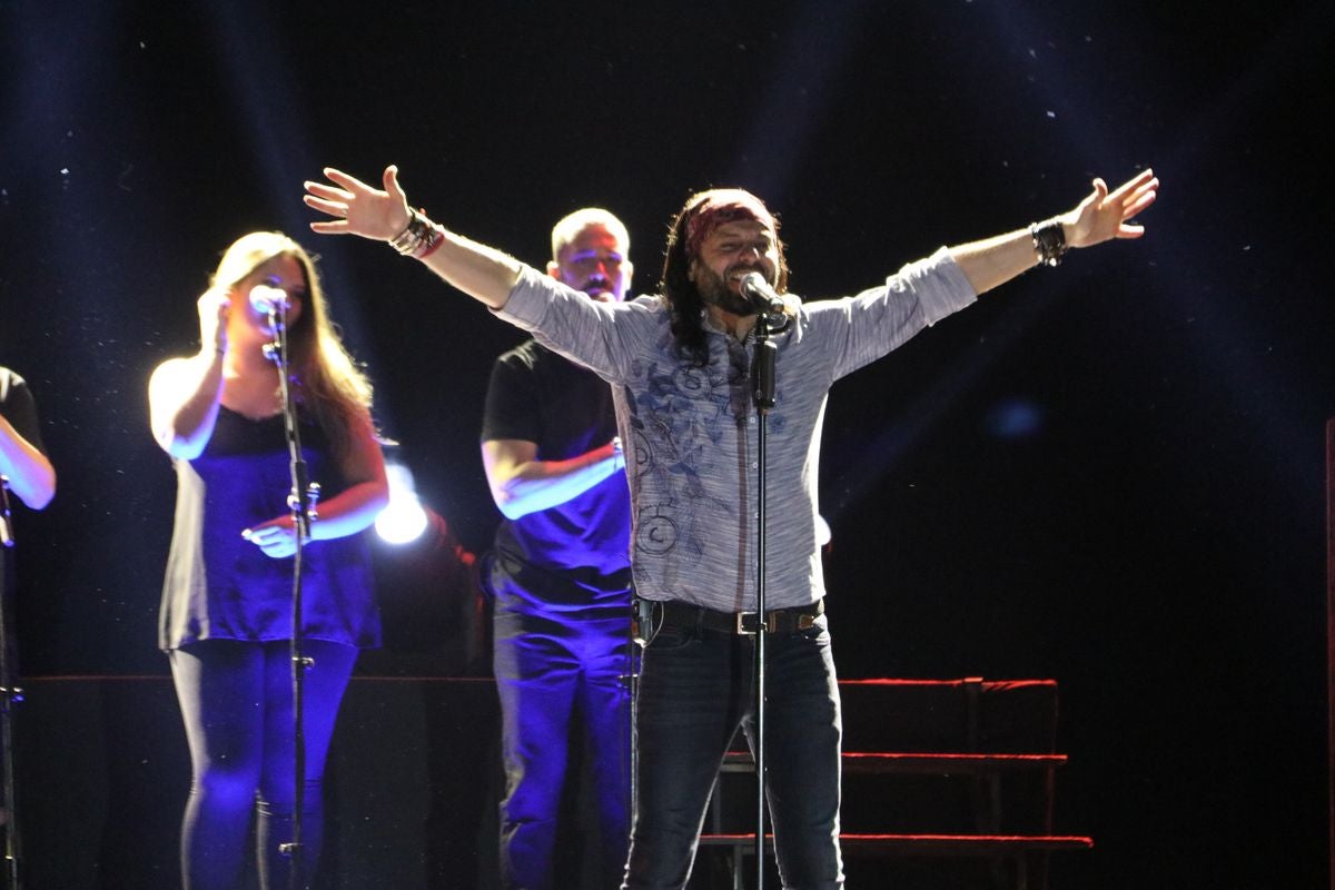 Fotos: El Arrebato disfruta de los temas pendientes