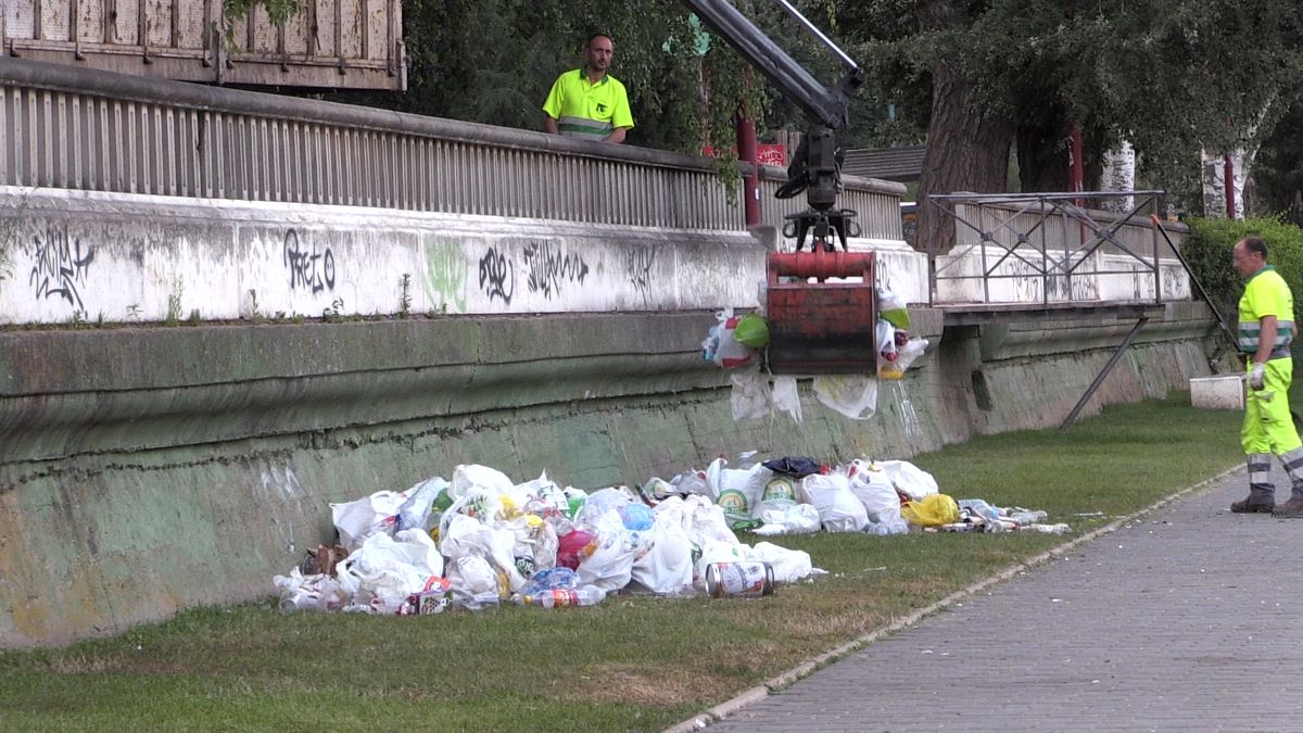 Fotos: La resaca también afecta al paseo del río