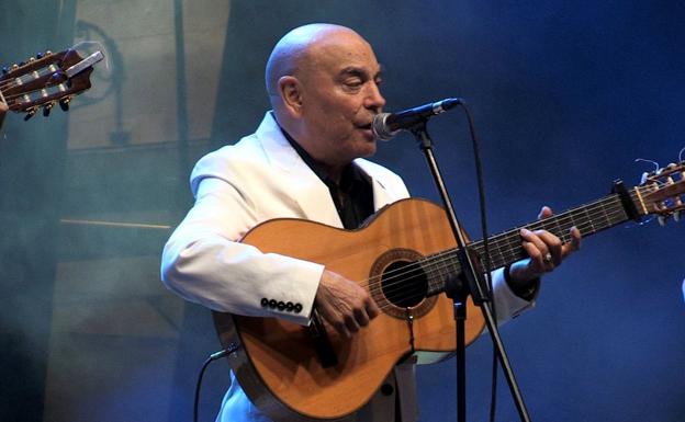 Imagen. Manolo Quijano, durante el concierto. 