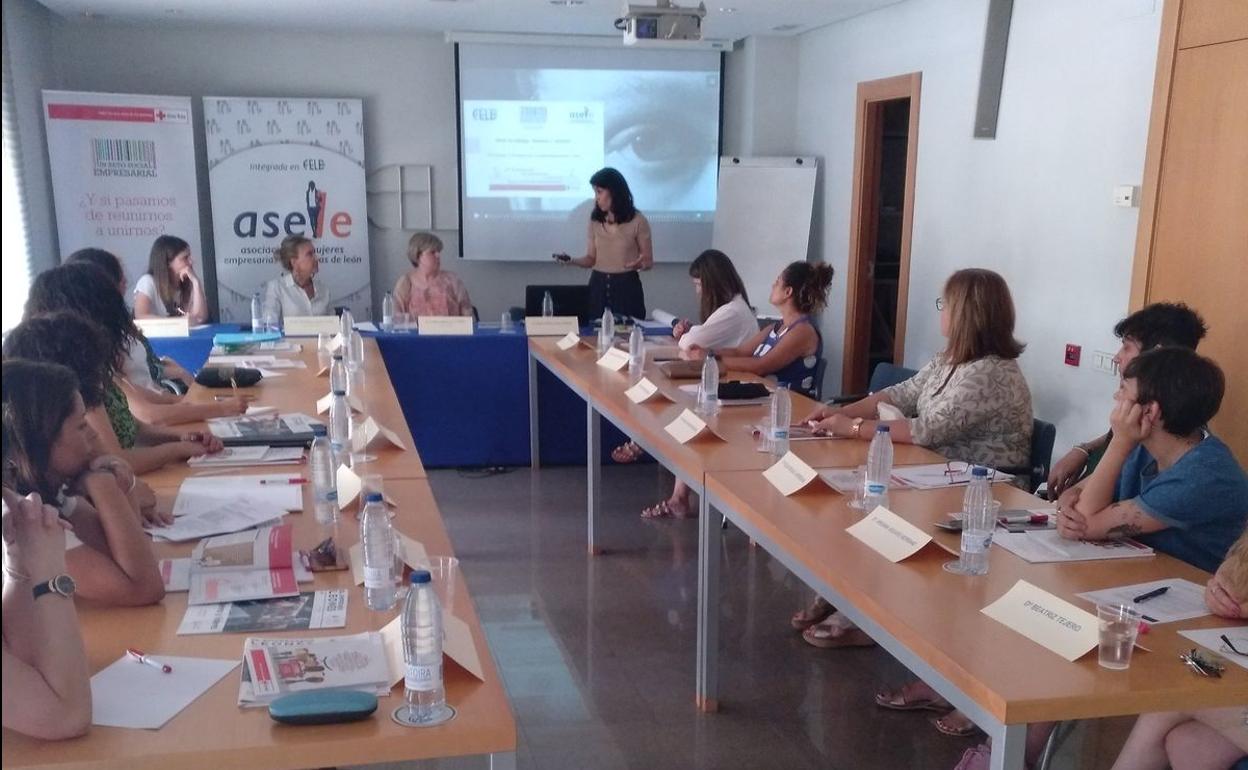 Imagen de la mesa de diálogo 'Balance + positivo'