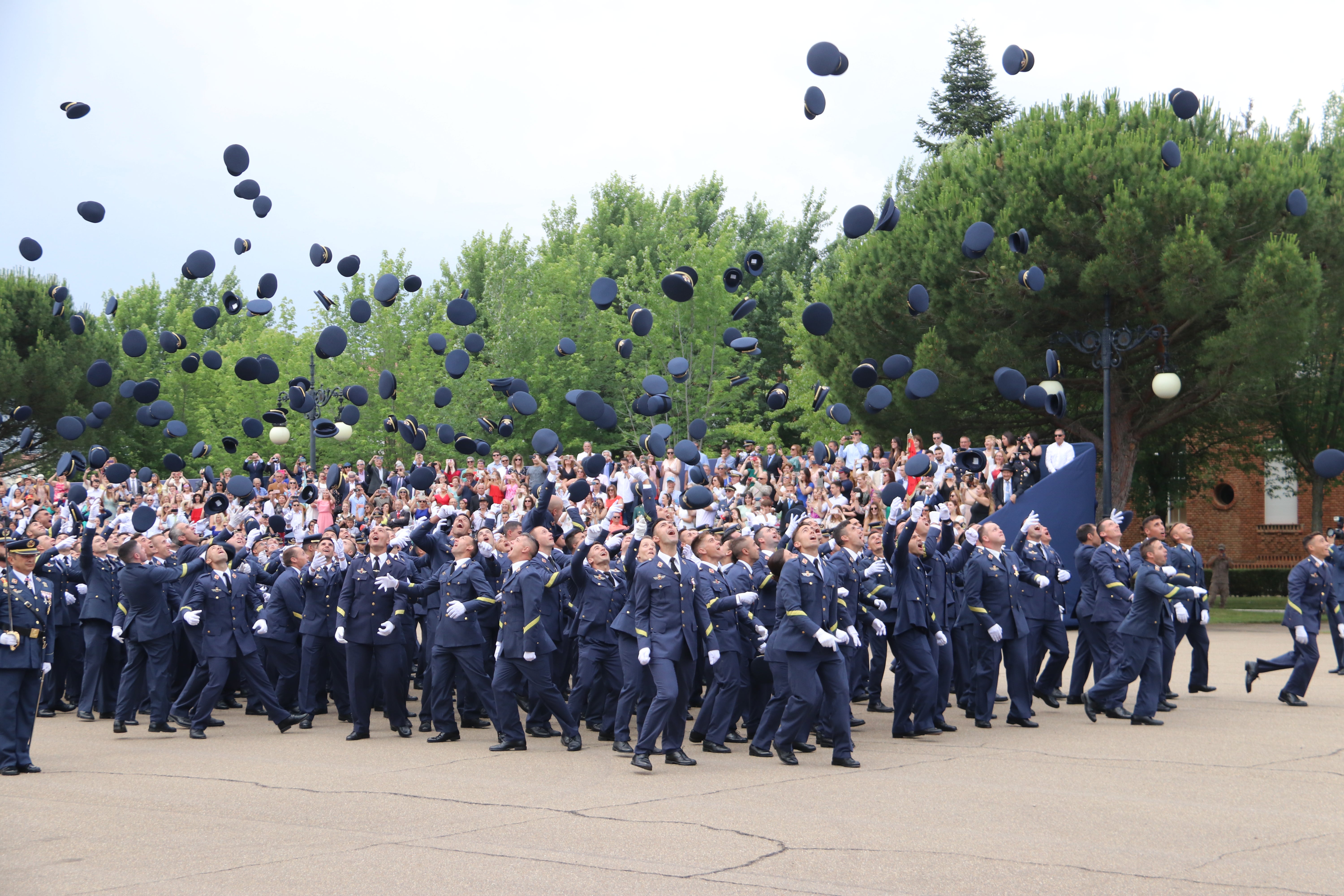 Fotos: Entrega de Reales Despachos
