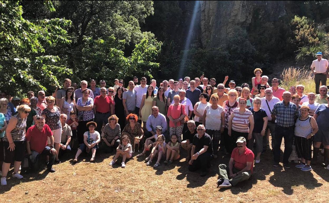 Foto de familia del Sábado Rojo. 