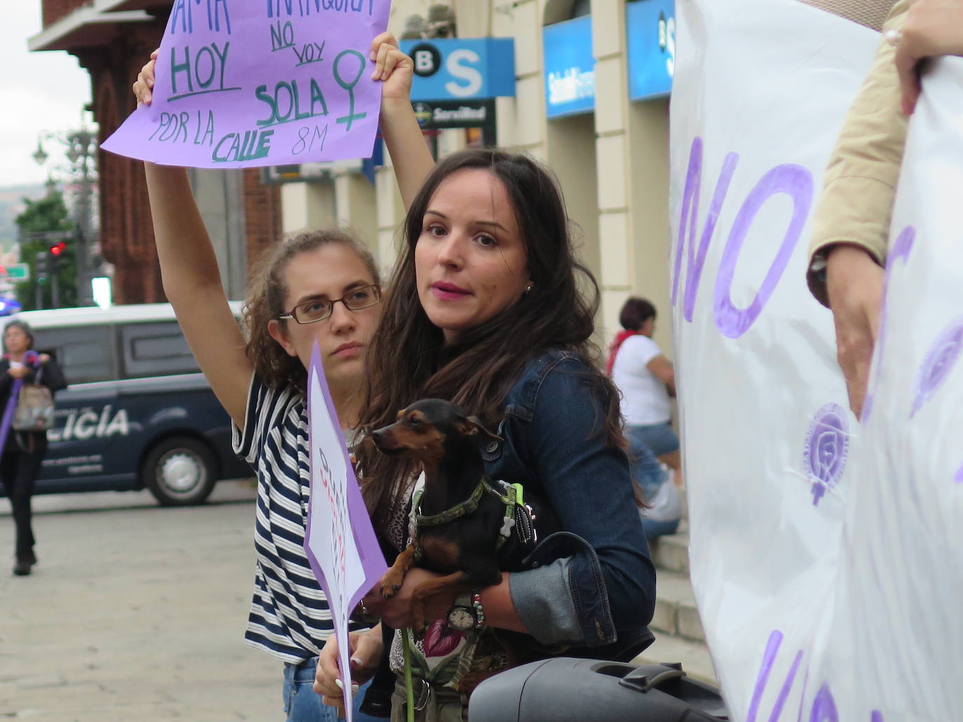 Fotos: Concentración contra la &#039;manada de Manresa&#039;