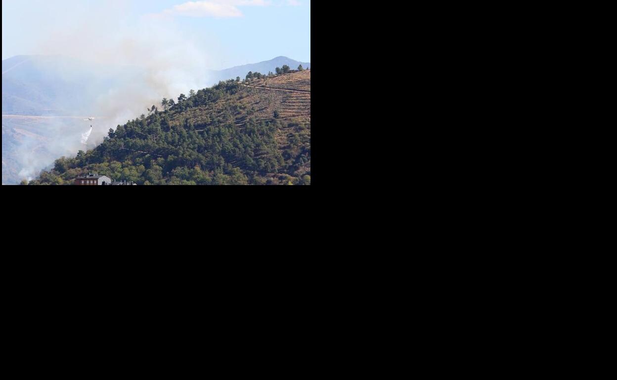 Imagen de un incendio en el monte Pajariel en septiembre de 2017.