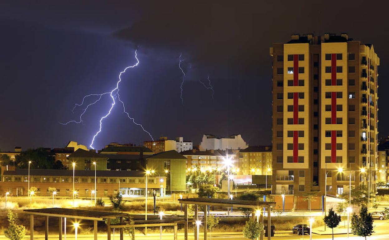 Tormenta en León.