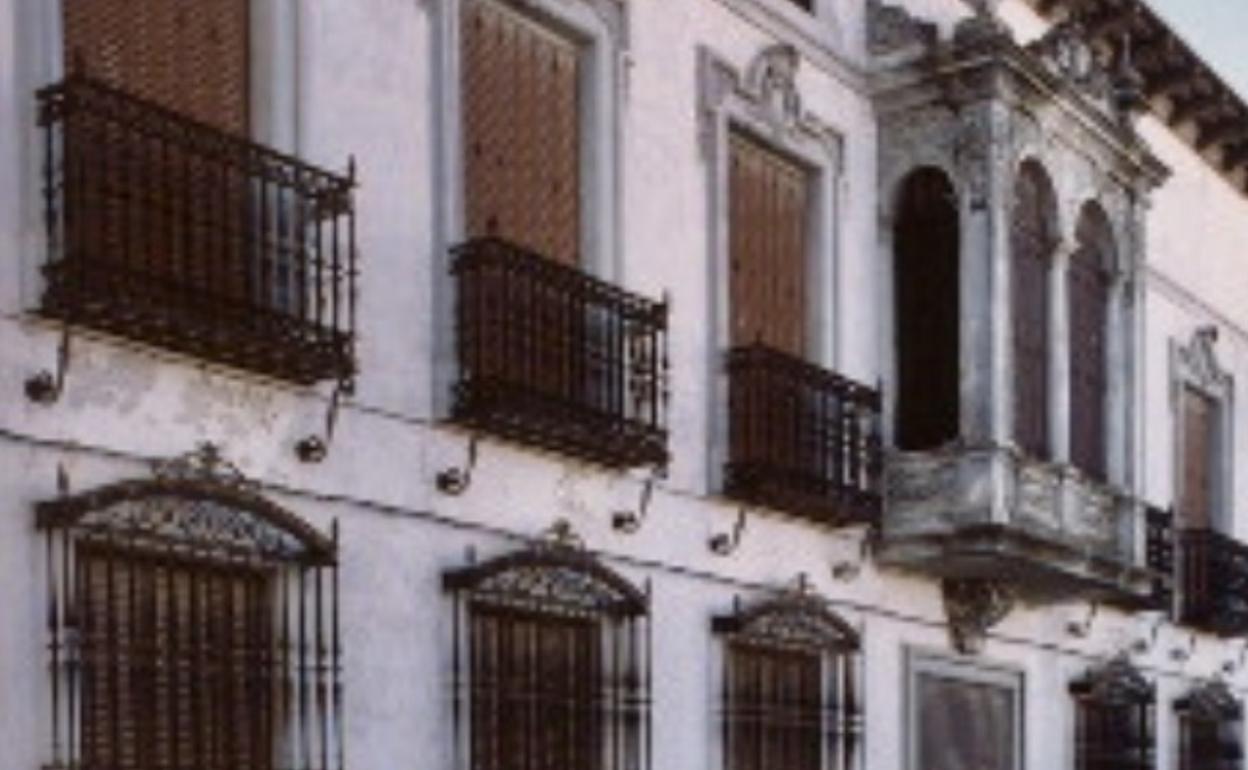 Casas Benítez. 