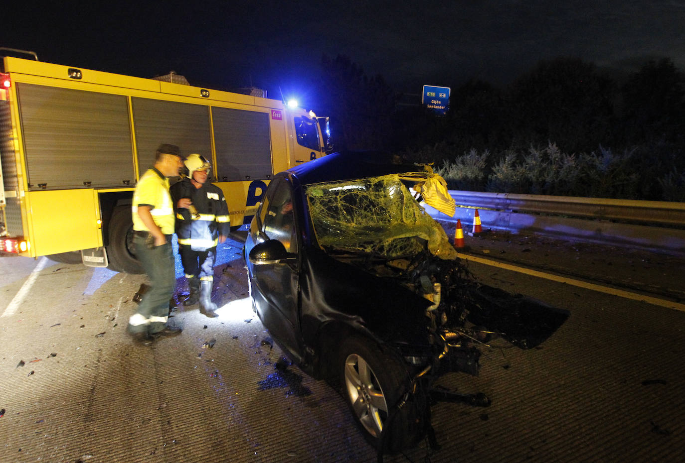 Fotos: Un muerto y cinco heridos en un accidente provocado por un kamikaze en la &#039;Y&#039;